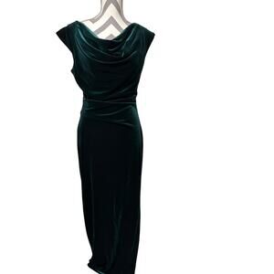 Vince Camuto Green Velvet Gown 10 Christmas Holiday Side-slit Cowl Neck Side Zip